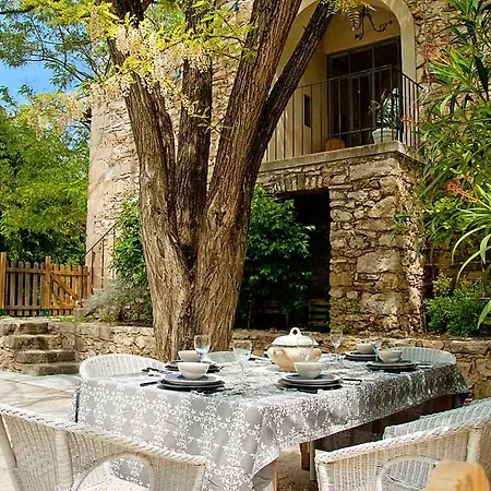 Hébergement de vacances Sleeps 26 Pool