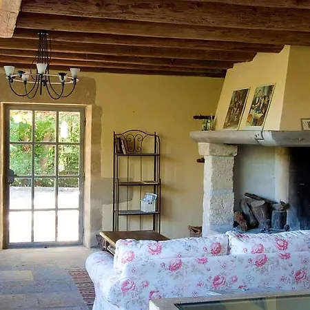Sleeps 26 Pool Hébergement de vacances Salinelles